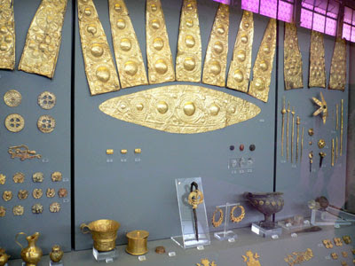 Mycenae gold