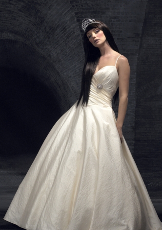 Boyd ; Ivory Bridal Gown / Women Wedding Dress