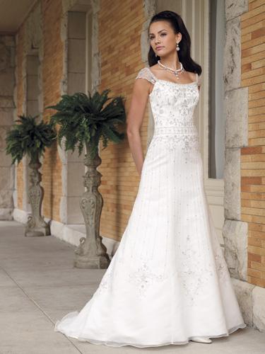 Casual Design For Wedding Bridal Gown
