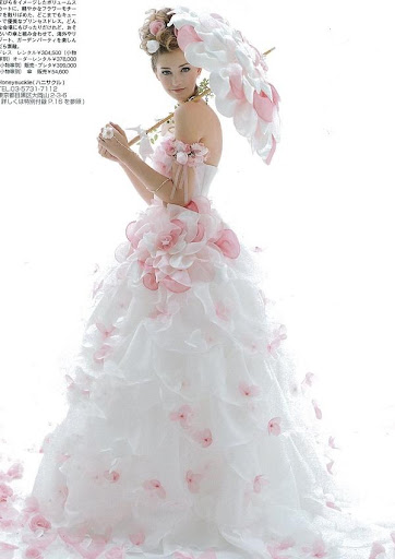 RWD-035-romantic-wedding-gown