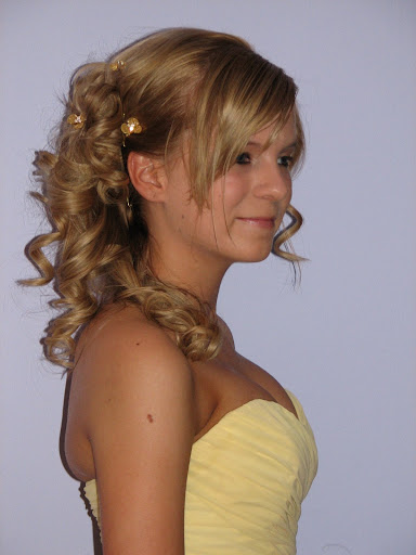 Jessica Prom Hairstyle