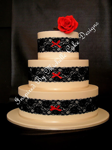3 Tiers Lace Wedding Cake