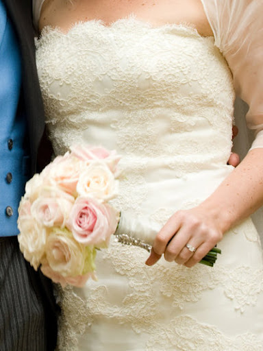 2011-Hot-6672-Wedding-Gown