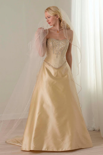 expected-gold-bridal-gown-for-you