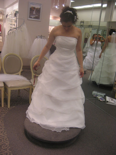 strapless-wedding-gown