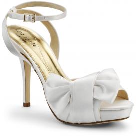 the+bridal+shoes+women+are+craving+to+have