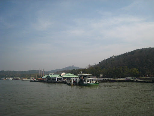 http://lh4.google.com/anikox/R-BrjiBpNfI/AAAAAAAABhQ/6WIR8d_LYIQ/IMG_1946.JPG?imgmax=512