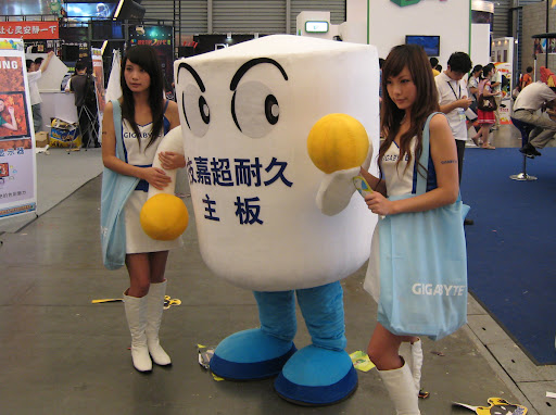 http://lh4.google.com/anikox/RpoMpYCYS0I/AAAAAAAAAZ0/c3PQG5742XI/IMG_0376.JPG?imgmax=512