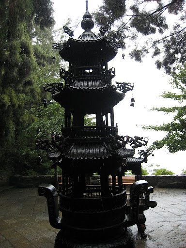 http://lh4.google.com/anikox/RtQUAmLJldI/AAAAAAAAAuc/5VzKMadWX_Q/IMG_0861.JPG?imgmax=512