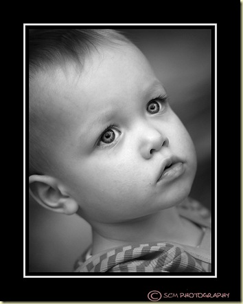 teegan blk and white close