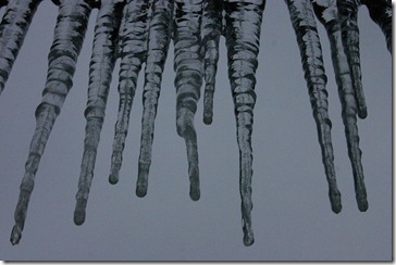 800px-Melting_Icicle_Structure