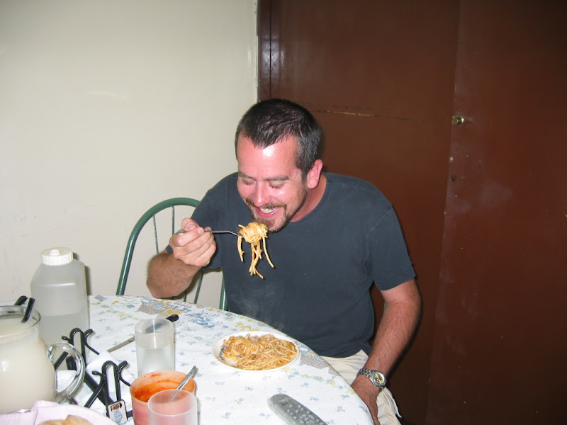 Eating Spaghetti Bolognese in Puebla
