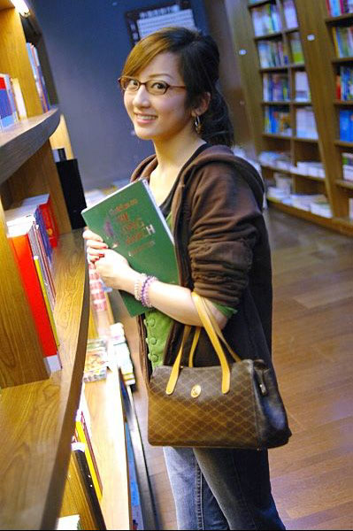 Shanghai girl-Jiaojiao 519053252_2ad6465757_o.jpg ShanghaiGirlJiaojiao - http://henku.info
