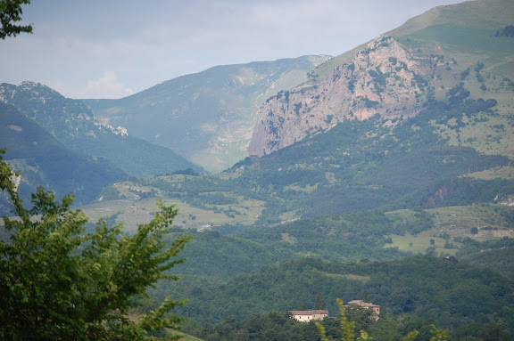 Il monte della Sibilla visto da Amandola Il monte della Sibilla visto da Amandola