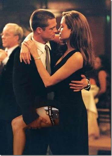 Brad Pitt and Angelina Jolie in Mr and Mrs Smith picture
