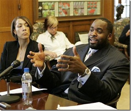 Detroit Mayor Kwame Kilpatrick and former aide Christine Beatty picture