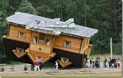 Daniel Czapiewski's Upside-down House in Poland
