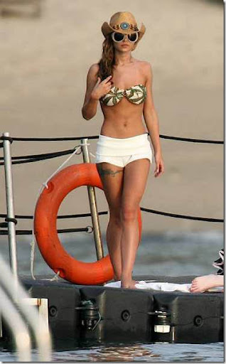 Cheryl Tweedy bikini Picture