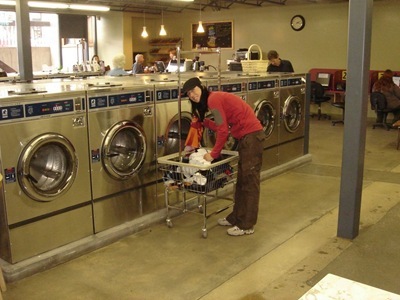 Heidi beim Waschen