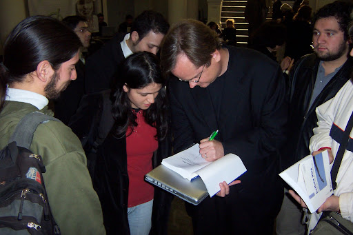 Lessig Firmando libros
