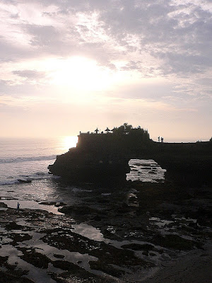 Pura Batu Bolong at sunset, Tanah Lot