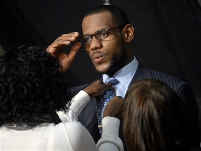LeBron James shoots new ad with Glaceau VitaminWater