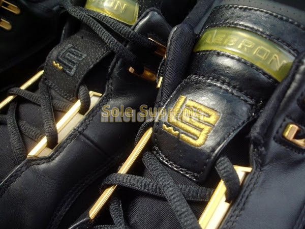 A Look at Two Different Versions of the AZG Black and Gold PE