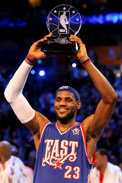 LeBron James wins MVP award in 2008 NBA AllStar Game