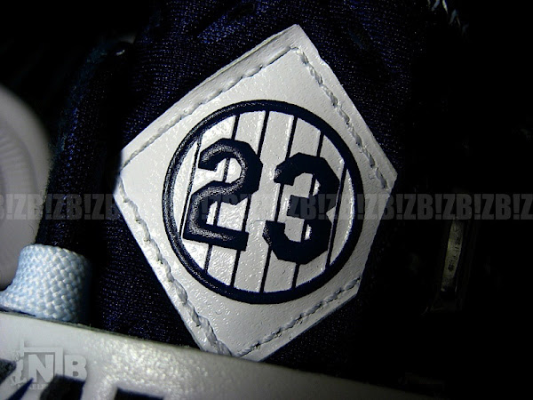 Another look at the LeBron V New York Yankees Edition