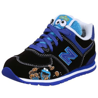 New balance walking shoes 33.jpg
