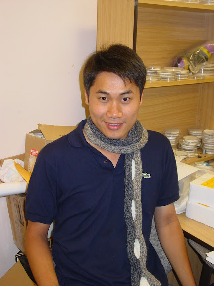 Budi_scarf