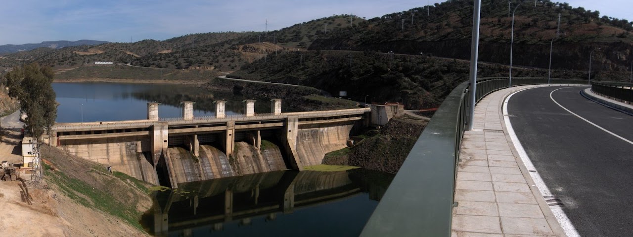 presa%20montoro%201.jpg