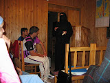 22oct04_02.jpg