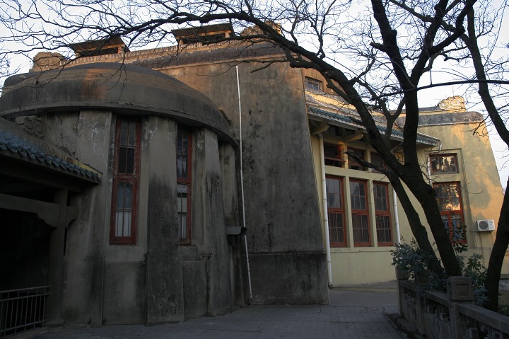武汉大学