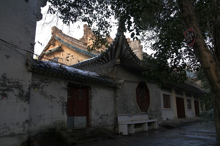 武汉大学