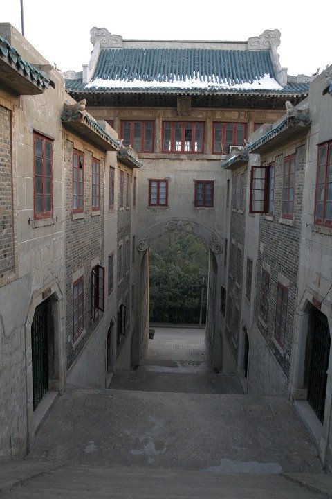 武汉大学
