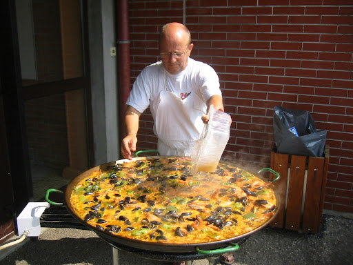 http://lh4.google.com/utardandco/RrRAdX2m2PI/AAAAAAAAA0o/sy2XqxWf7Ec/IMG_5817.JPG?imgmax=512