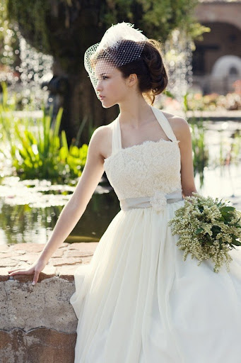 MIRA-classic-bridal-gown