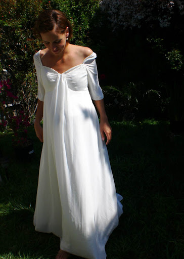 maternity-wedding-dresses-2010