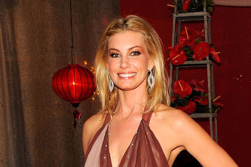 Faith Hill Shows off a Shimmery Tan at the BMI Country Awards