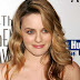 Alicia Silverstone, Natural Wavy for Sexy Look