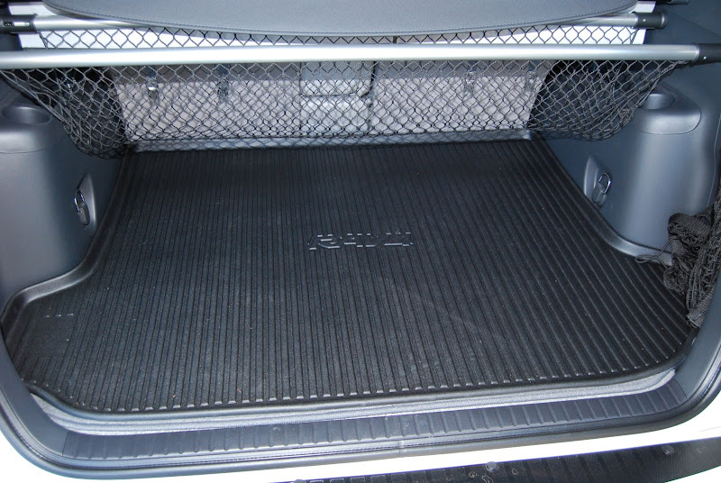 2008 Toyota rav4 cargo tray