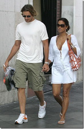 Pregnant Halle Berry and boyfriend model Gabriel Aubry photo