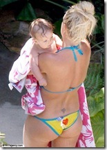 britney spearing cuddling son