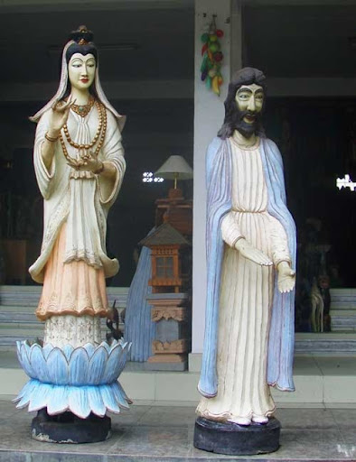 Jesus and (?) Mary in Ubud art shop
