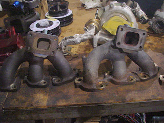 R32 , R33 , R34 Exhaust manifold